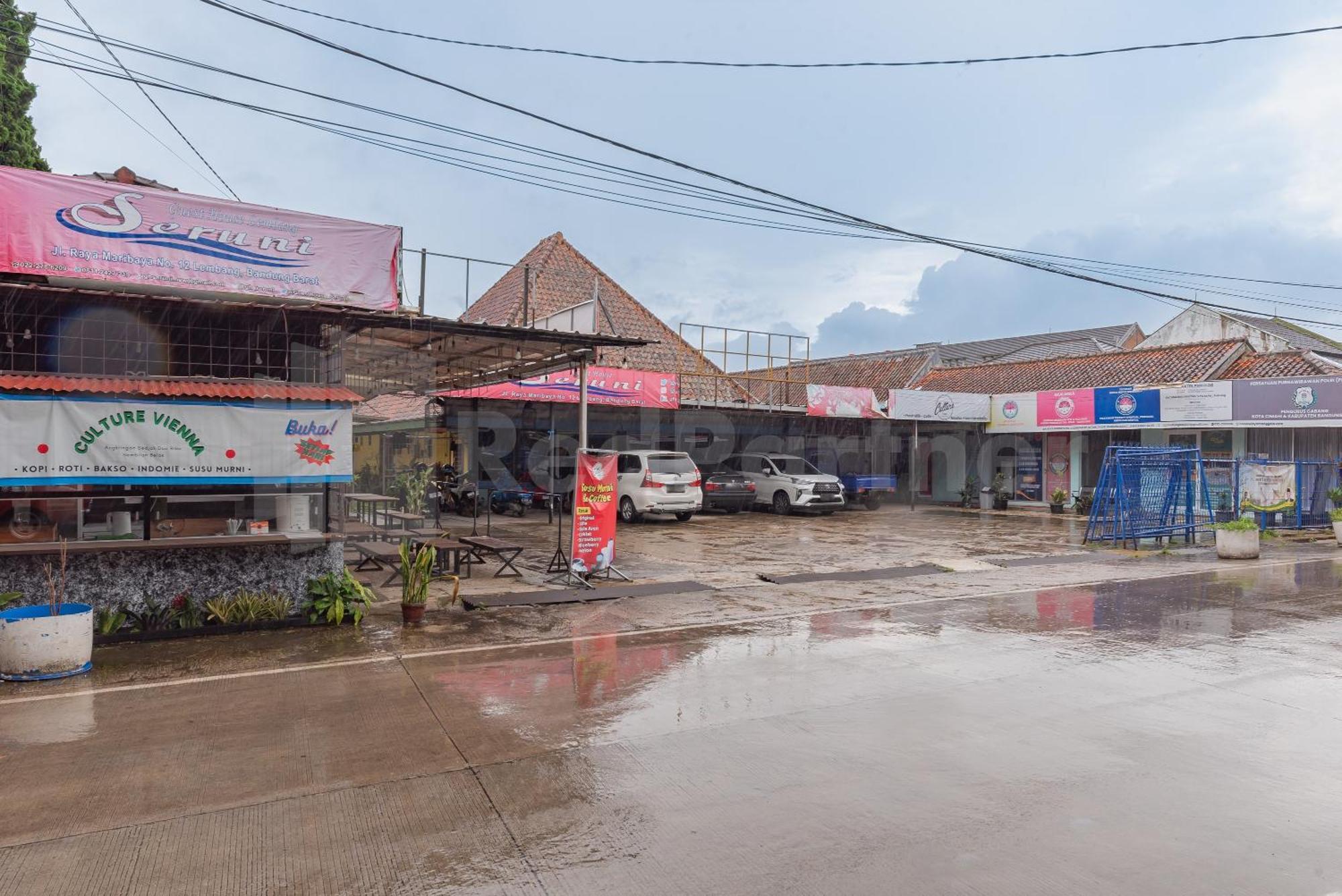 Seruni Guest House Near Alun Alun Lembang Mitra Reddoorz Exterior photo